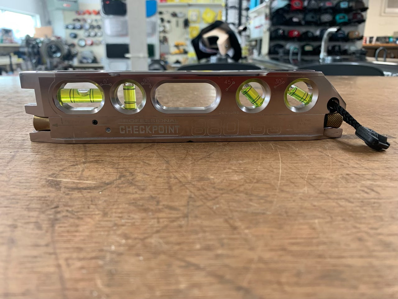 Checkpoint online laser level